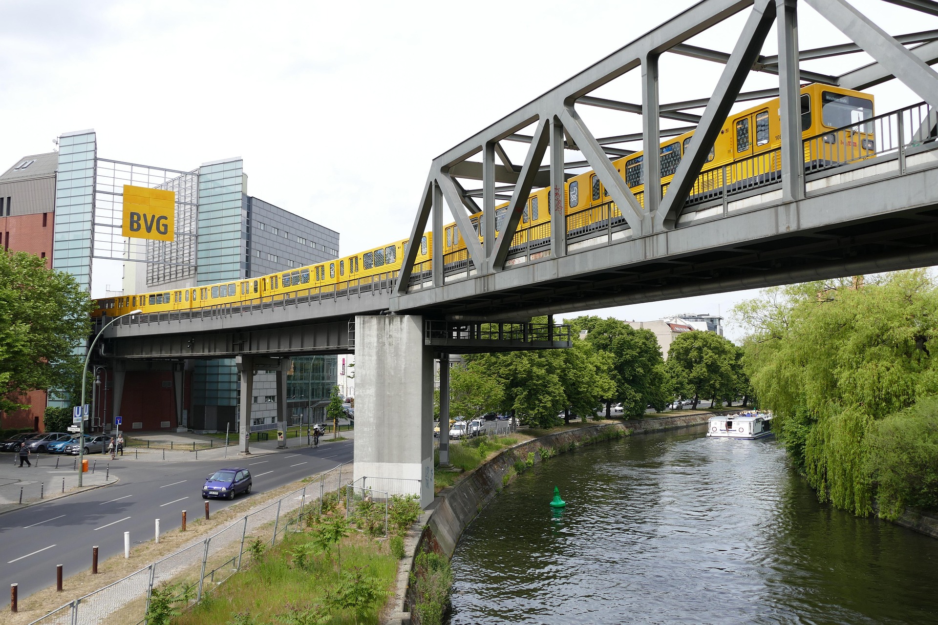 Probleme bei der Verl�ngerung von Sch�lertickets der BVG